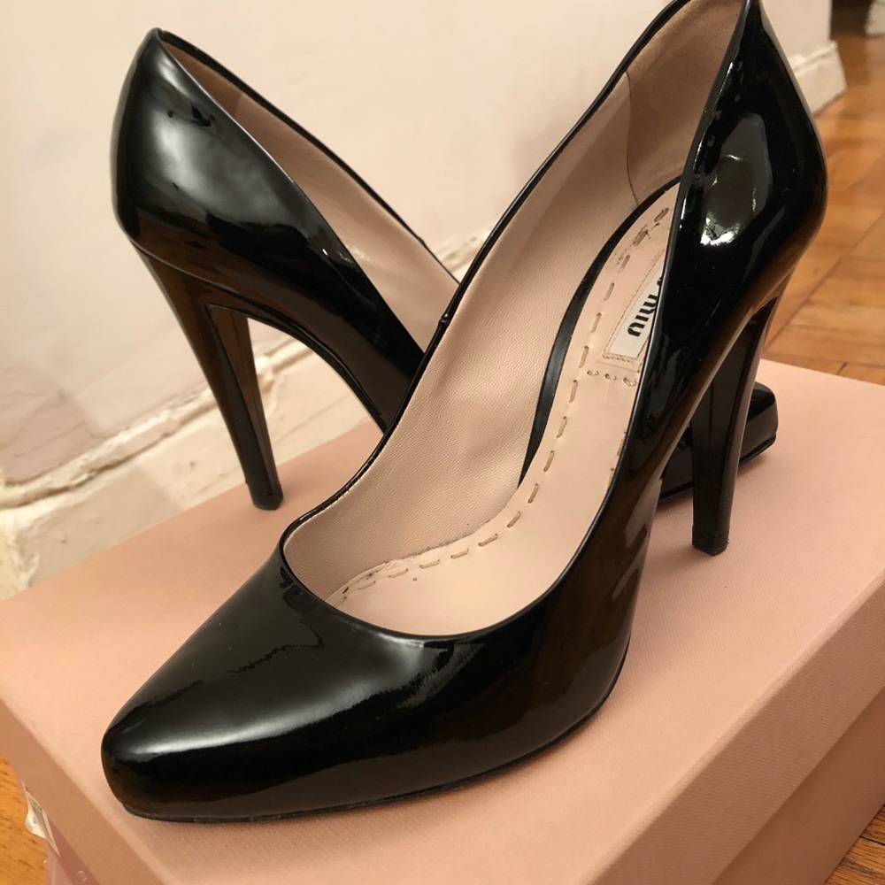 Miu Miu Patent Leather Black Pumps - Picture 5 of 8